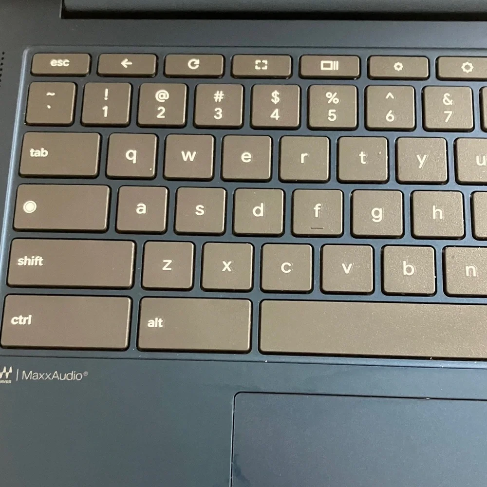 Lenovo Chromebook - Stylish Dark Blue